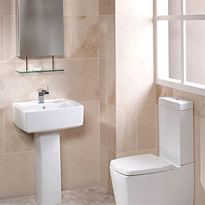 Керамический гранит. Облицовка санузла в малогабаритной квартире.